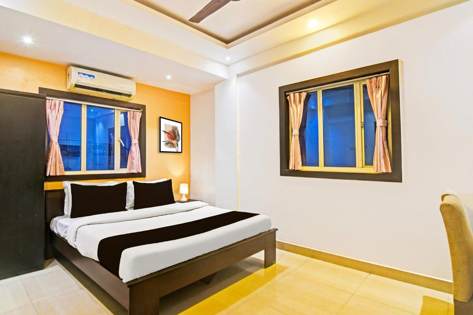 Super Hotel O Baguiati Nager Bazaar Exterior photo