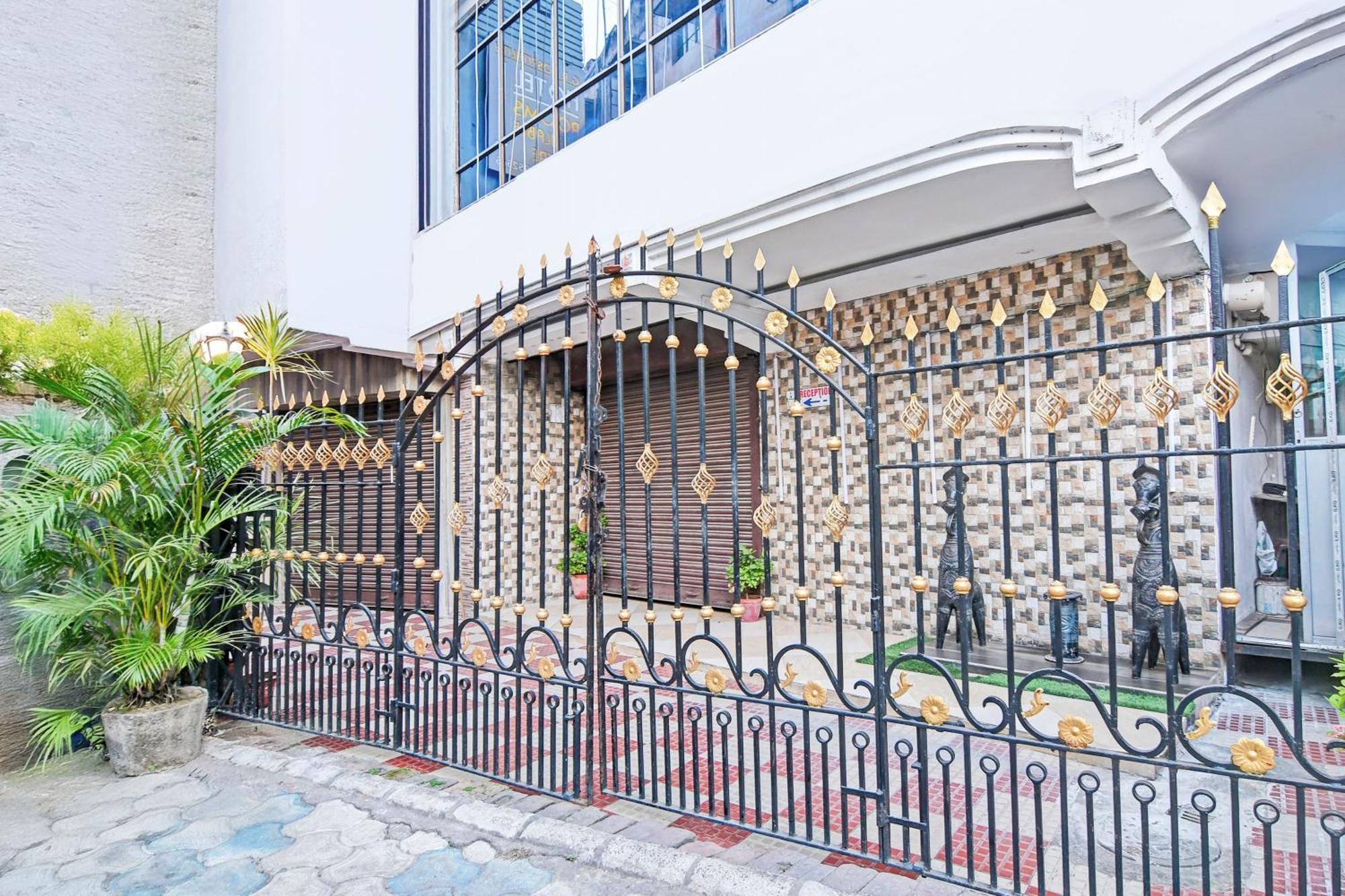 Super Hotel O Baguiati Nager Bazaar Exterior photo